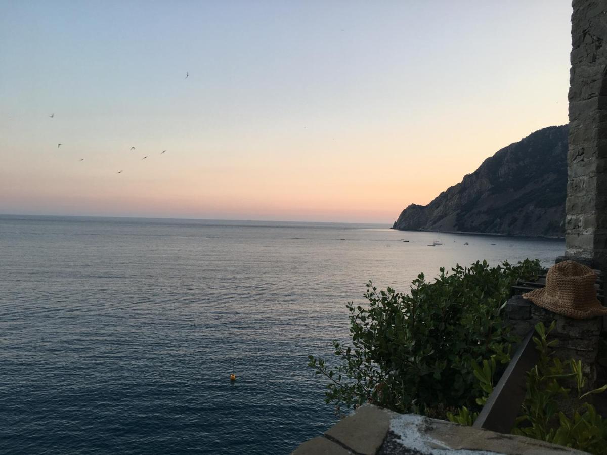 Апартаменты Le Cinque Vele ***** Cinque Terre Монтероссо-аль-Маре Экстерьер фото