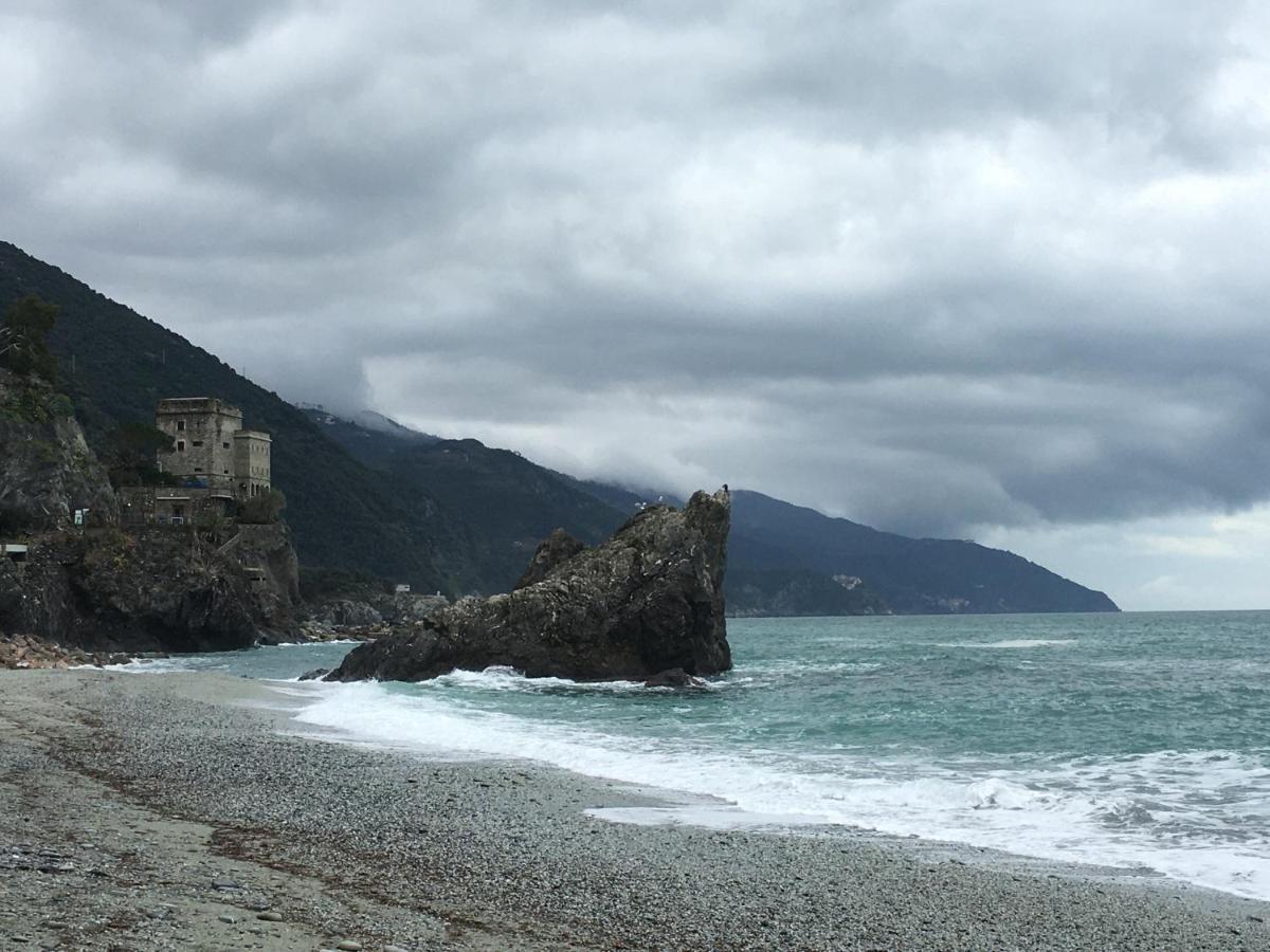 Апартаменты Le Cinque Vele ***** Cinque Terre Монтероссо-аль-Маре Экстерьер фото
