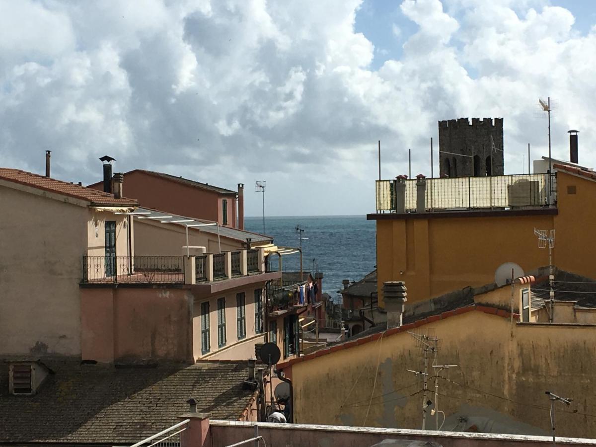 Апартаменты Le Cinque Vele ***** Cinque Terre Монтероссо-аль-Маре Экстерьер фото